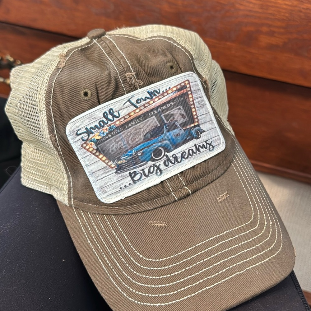 Adjustable ball cap